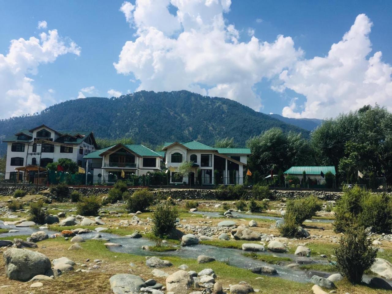 Sojourn Cottages Pahalgām Kültér fotó